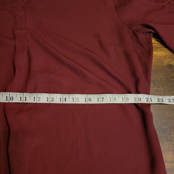 41 Hawthorn Chiffon Tunic Top XXL Floral Lace Accent Hi Low Hem Burgundy - Picture 6 of 8